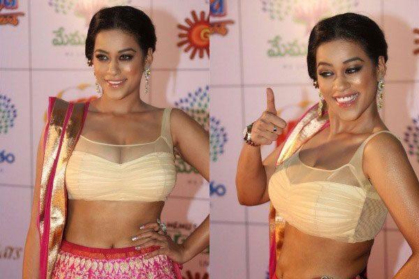 mumaith-khan-underwear-comment-proves-no-filter-for-mouth