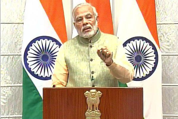 narendra-modi-showers-sops-but-shies-away-from-big-questions