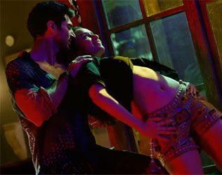 ok-jaanu-humma-humma-song-is-revamped-with-hotness