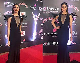 pic-talk-pawans-girl-raai-laxmi-turns-goddess-of-hotness