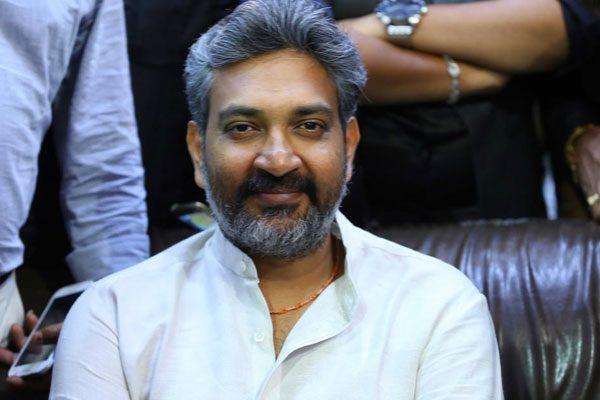 Rajamouli in amaravati construction designs