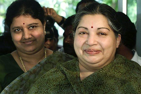 Sasikala Eyes Jayalalithaa's Seat?