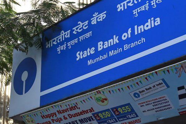sheetal-yadav-find-100-crore-in-her-jan-dhan-account-and-calls-up-modi