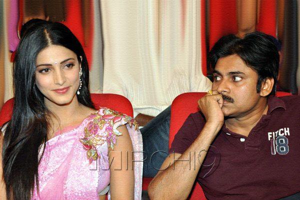 Shruti Haasan Troubling Pawan Kalyan?