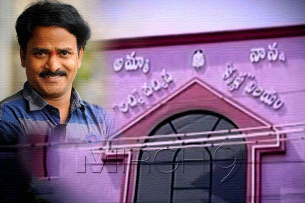 venu-madhav-named-all-his-ten-houses-after-director-krishna-reddy