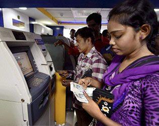 Withdrawal limit from ATM hiked to Rs 4500 per day from 1 January
