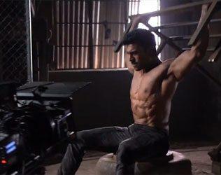 dhruva-movie-making-video-ram-charan-similar-to-pawan-kalyan