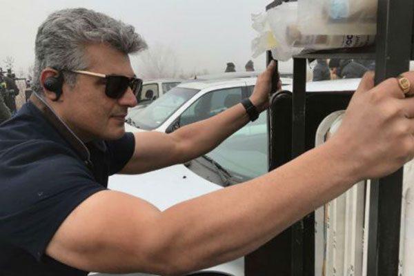 Ajith's Director Acting Rajamouli's Way