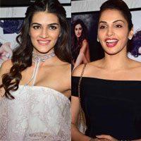 Bolly Celebs at Dabboo Ratnani 2017 Calendar Launch