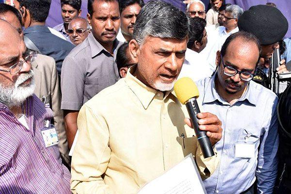 Chandrababu Naidu annouses Amaravati as free zone