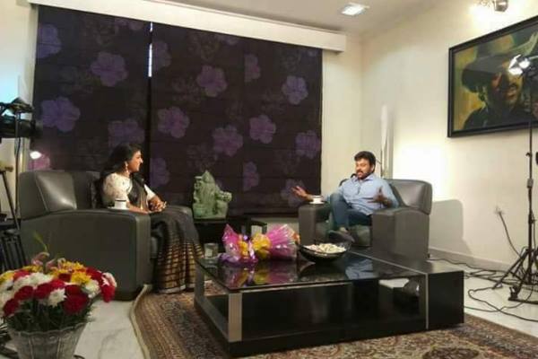 chiranjeevi-discusses-farmers-issues-with-roja