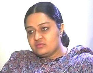 its-sasikala-natarajan-vs-deepa-jayakumar-now-2