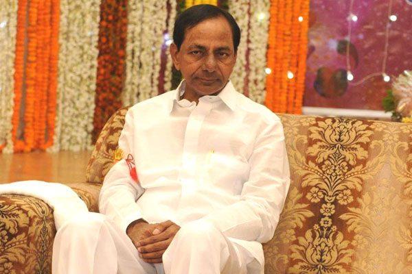 KCR Shunts out IAS Officer for Questioning Him