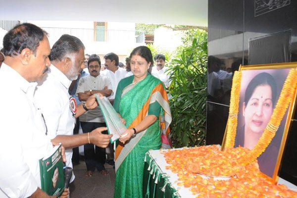 o-panneerselvam-resigned-tweet-goes-viral