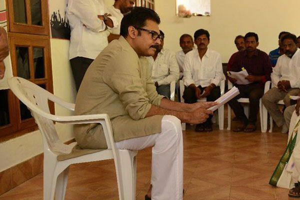 Pawan Kalyan Helping KTR or Facing off with Him