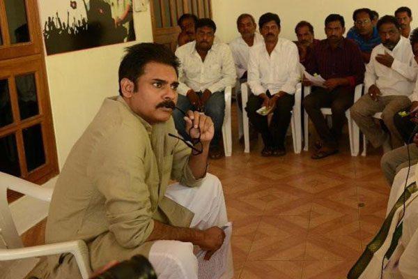 Pawan Kalyan Takes up Amaravati and Polavaram Farmers Issues