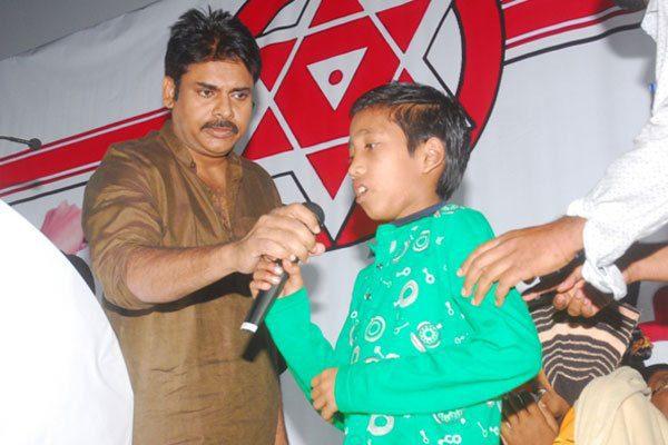pawan-kalyan-uddhanam-tour-has-an-inherent-message-to-ys-jagan