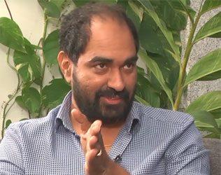 radha-krishna-jagarlamudi-slaps-stupid-fans-for-jai-balayya