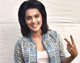 Taapsee Pannu severely distressed jeans!