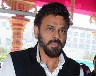 Venkatesh - Munthirivallikal Thalirkumbol Telugu remake