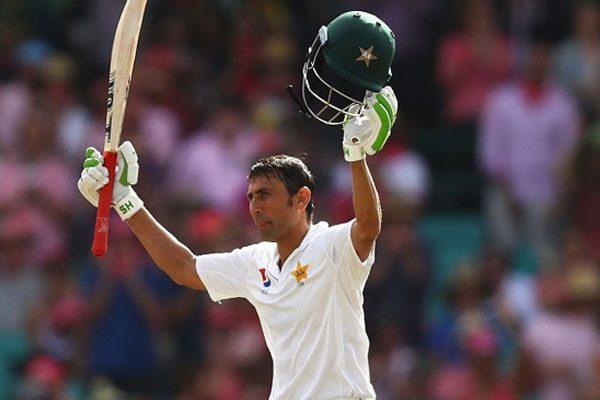 younis-khan-breaks-rahul-dravid-world-test-cricket-record