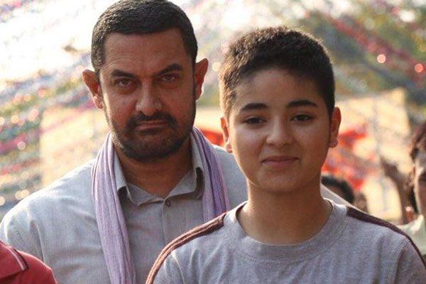 Dangal girl Zaira Wasim Minister Vijay Goel Controversy