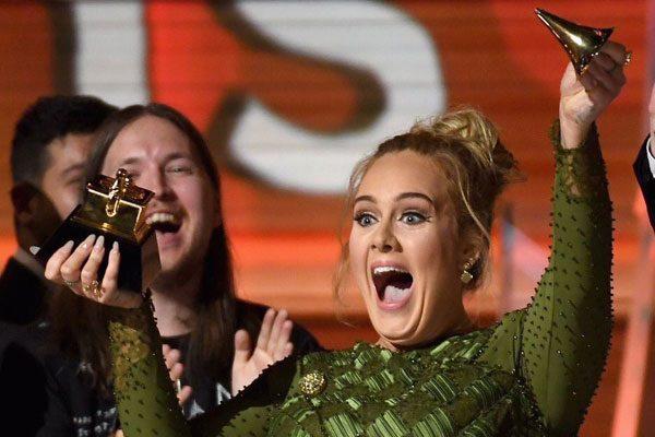 Adele - Beyonce Grammy Awards