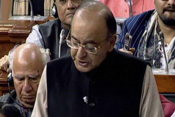 Arun Jaitley Budget Shocks Corrupt Political Parties!