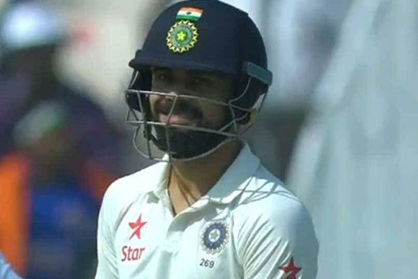 Capitan Virat Kohli Cricket