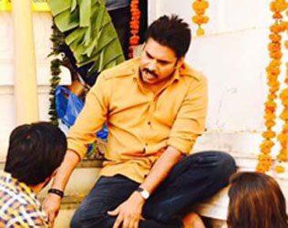 Gossip Feast Ahead For Pawan Kalyan ‘Movie Fans’