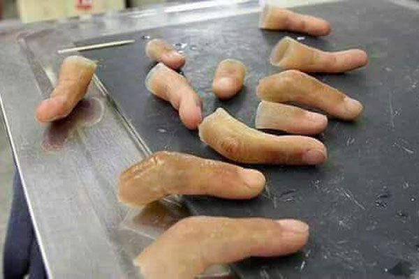 Maharastra Elections -Fake Finger Technique for Bogus Voting!