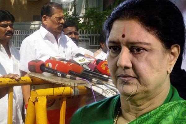 Media Attacked for Trying to Meet MLAs in Sasikala Natarajan's Camp