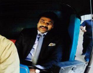 Meelo Aravru Koteswarudu Chiranjeevi Boards Auto