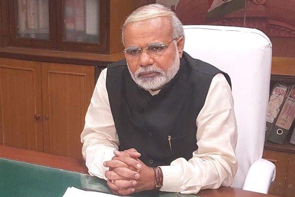 Narendra Modi Doppelganger Hit the Streets!