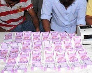 Pakistan-Ready-to-Offload-Rs1000-Crore-Fake-Currency-to-India