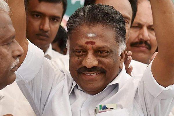 Panneerselvam-delcares war on sasikala natarjan