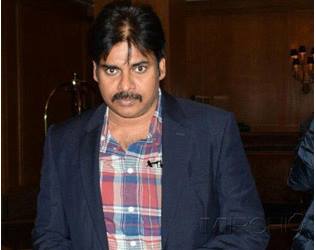 Pawan Kalyan's Desi and Videsi Look