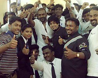 Raghava Lawrence 1100 kg cake to celebrate Jallikattu victory