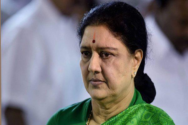 Rajinkanth Dialogues On Sasikala And YS jagan - Copy