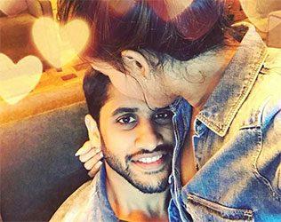 Samantha ruth prabhu kissing naga chaitanya on forehead