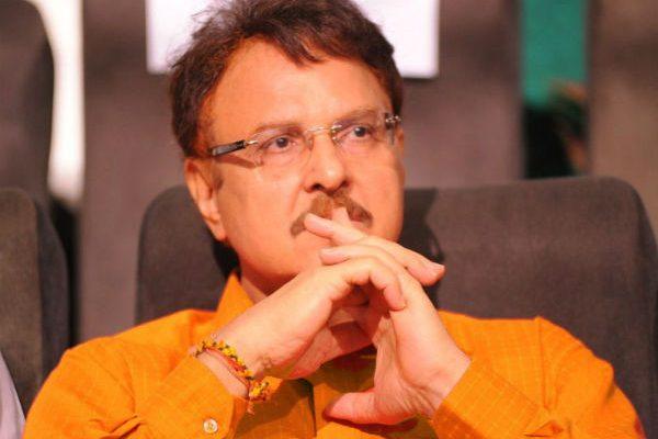 Sarath Babu about his wife