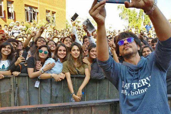 Shahrukh Khan Mystery Girl Revealed