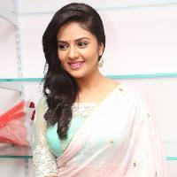 Sreemukhi Launches Salon Hyderabad Photos stills