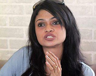 Singer Suchitra Karthik tweets attack by Dhanush and simbu