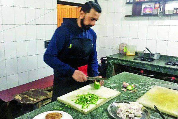 Sudeep Turned a Chef for a Team of 100 Members