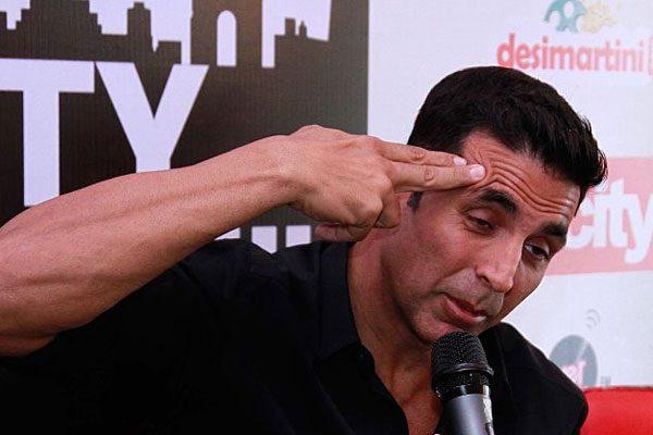 akshay-kumar-says-no-to-showbiz-magazine TV sHow