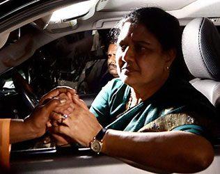 supreme court refuses to give time to Sasikala natarajan