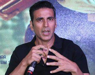 Akshay Kumar Reveals His Original Name Rajiv Bhatia