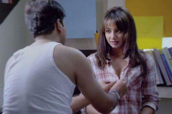 Babu-Baga Busy Teaser Talk: Promises To Be Unimpressive