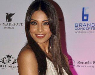 Bipasa Basu London Fashion Controversy Acts